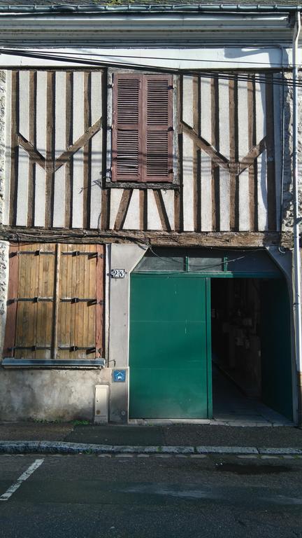 Le Nid Bord De La Loire Apartment Orléans Exterior photo